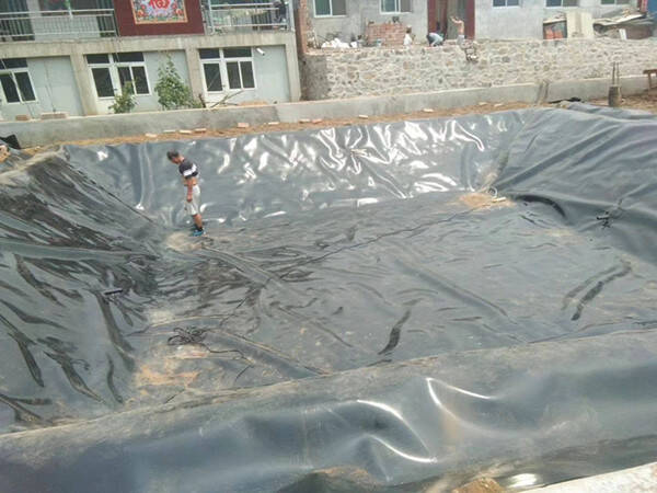 用土工膜怎樣建沼氣池/黑膜沼氣池施工方案