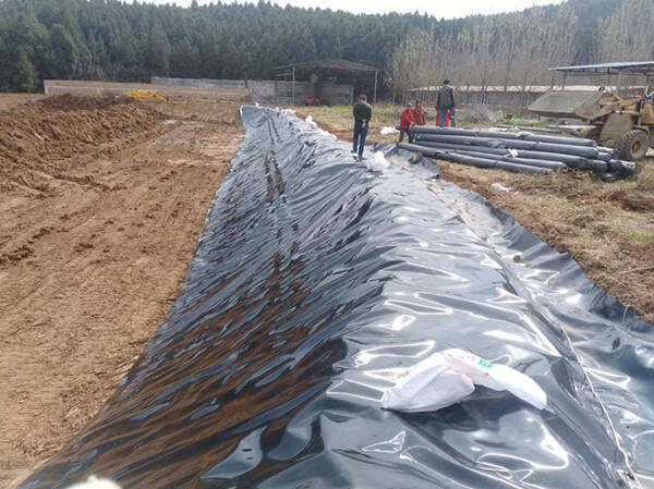 黑膜沼氣池施工方案/土工膜沼氣池鋪設方法