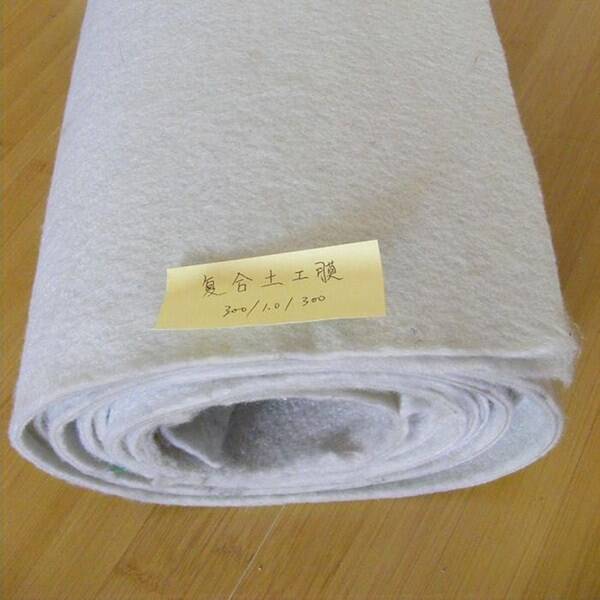 復(fù)合土工膜屋頂防水施工方法