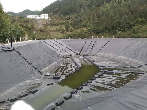黑色HDPE黑色HDPE土工膜沼氣池的建造方法、設計方案