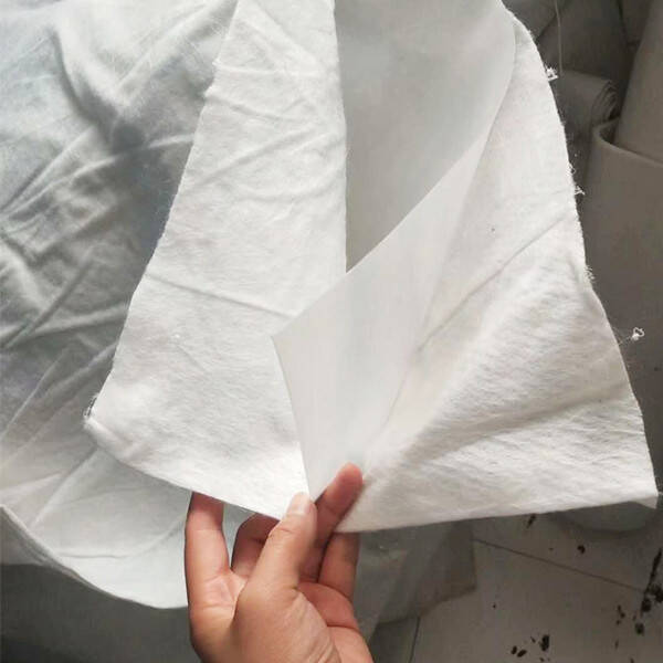 復(fù)合土工膜在調(diào)節(jié)池應(yīng)用施工時(shí)注意事項(xiàng)